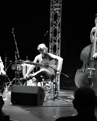 The James Hunter Six Denver