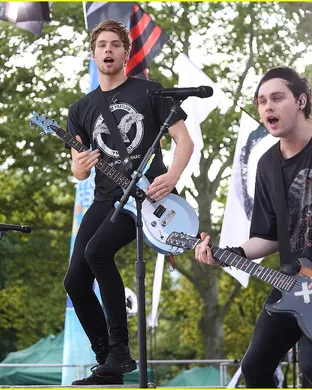 5 Seconds of Summer Denver