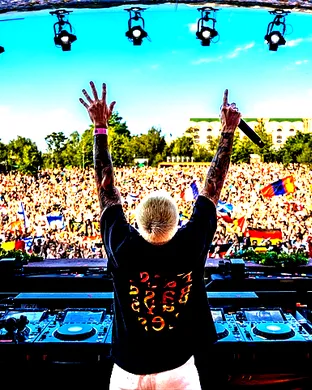 Bassjackers Denver