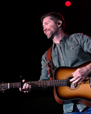 Josh Turner Denver